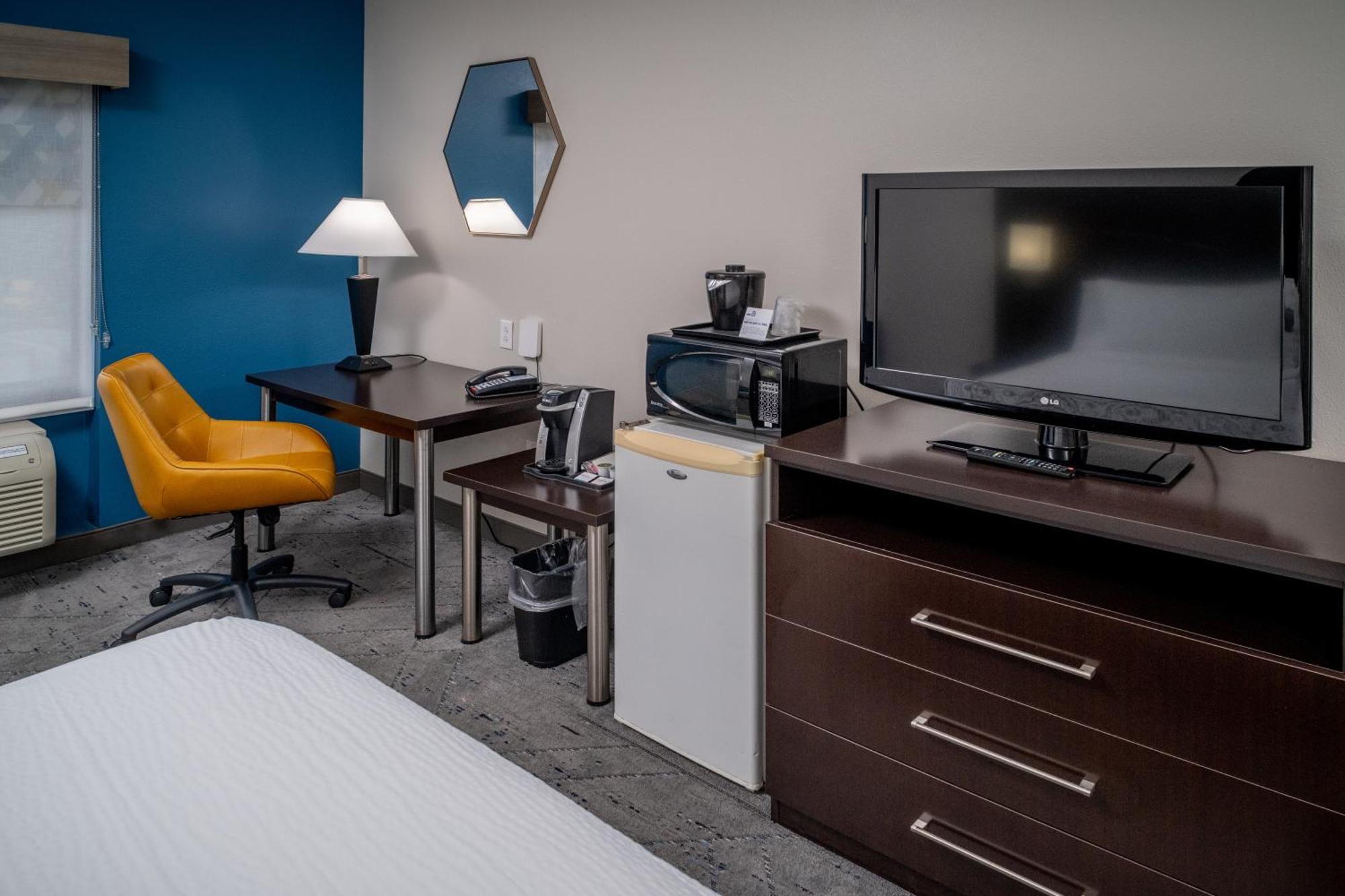 Holiday Inn Express & Suites Cross Lanes By Ihg מראה חיצוני תמונה
