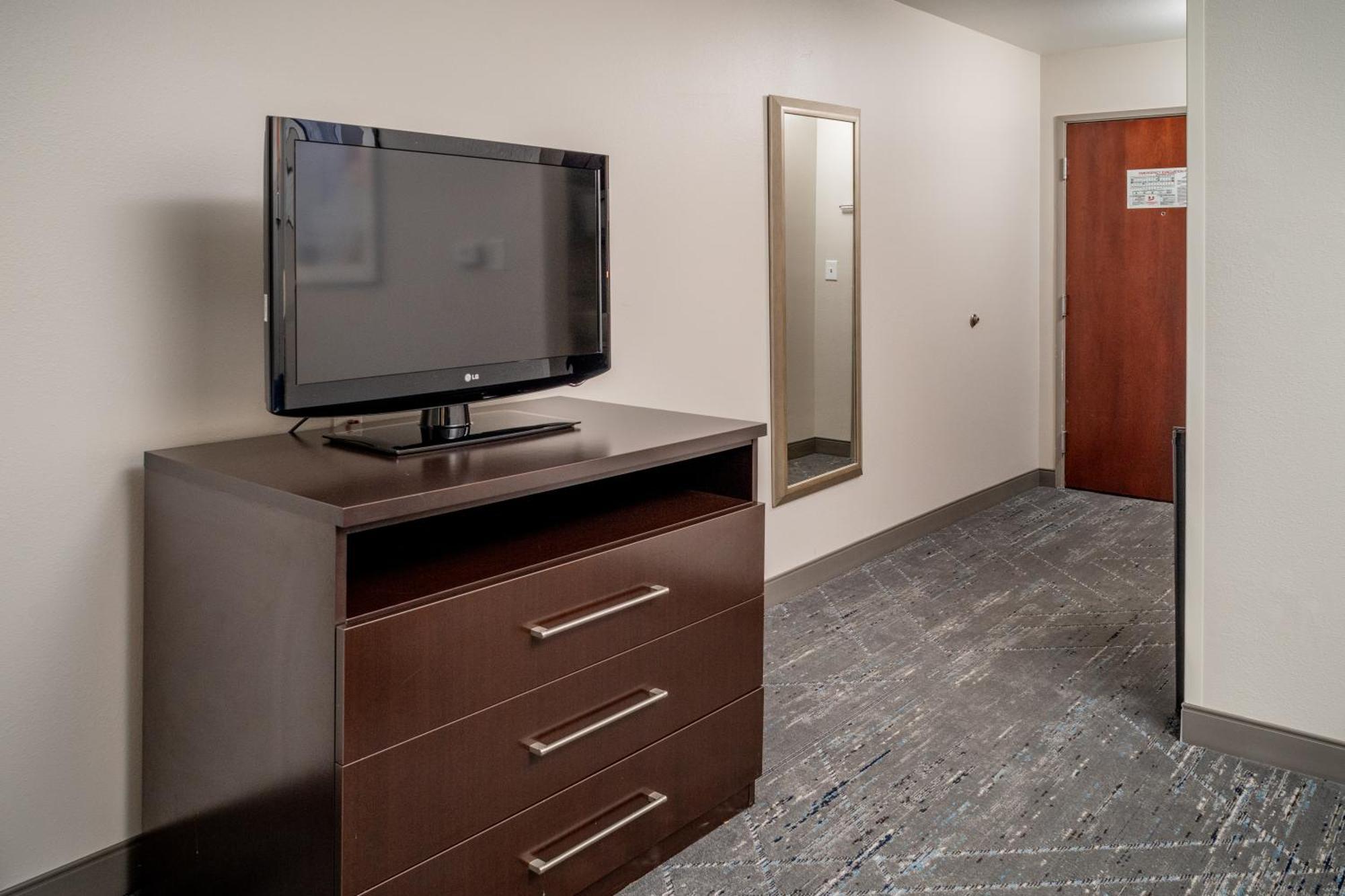 Holiday Inn Express & Suites Cross Lanes By Ihg מראה חיצוני תמונה
