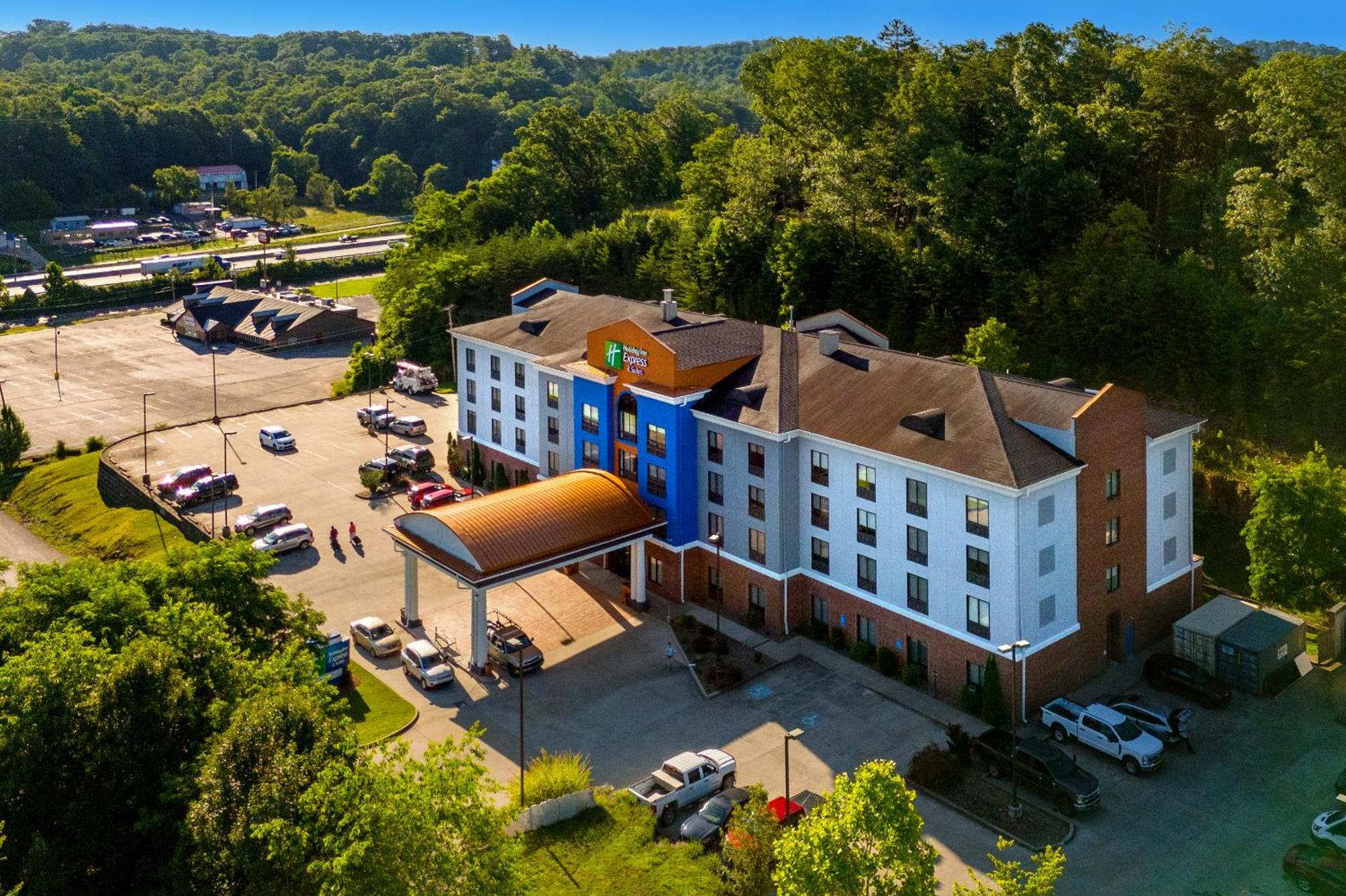 Holiday Inn Express & Suites Cross Lanes By Ihg מראה חיצוני תמונה