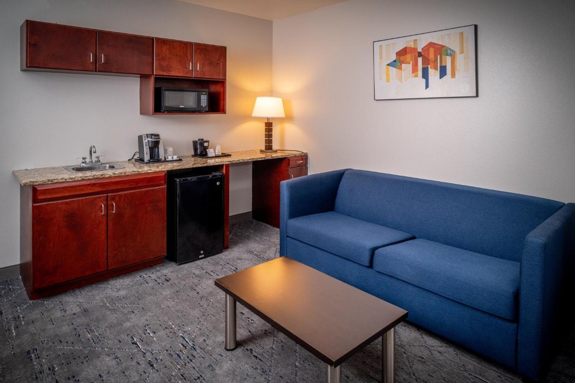Holiday Inn Express & Suites Cross Lanes By Ihg מראה חיצוני תמונה