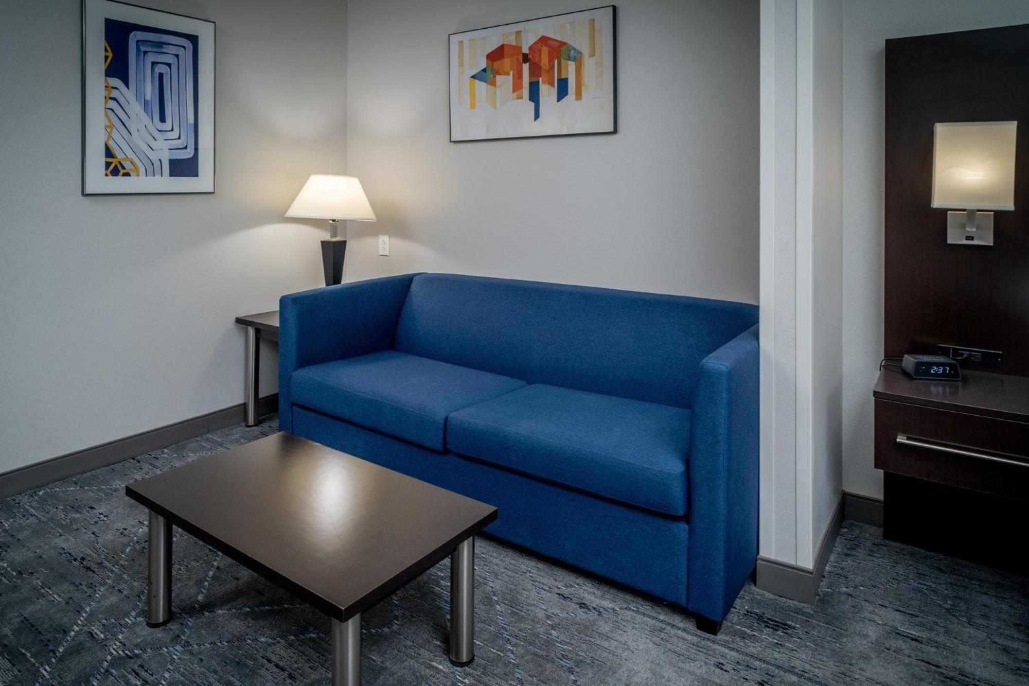 Holiday Inn Express & Suites Cross Lanes By Ihg מראה חיצוני תמונה